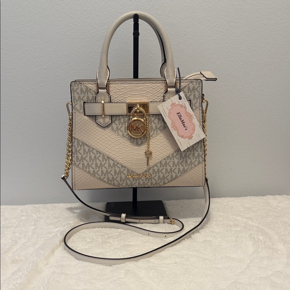 Michael Kors Handbags - Michael Kors Hamilton Satchel Crossbody